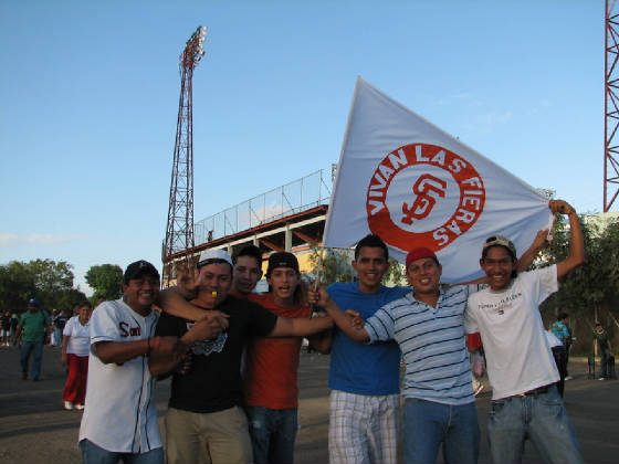 sanfernfans.JPG